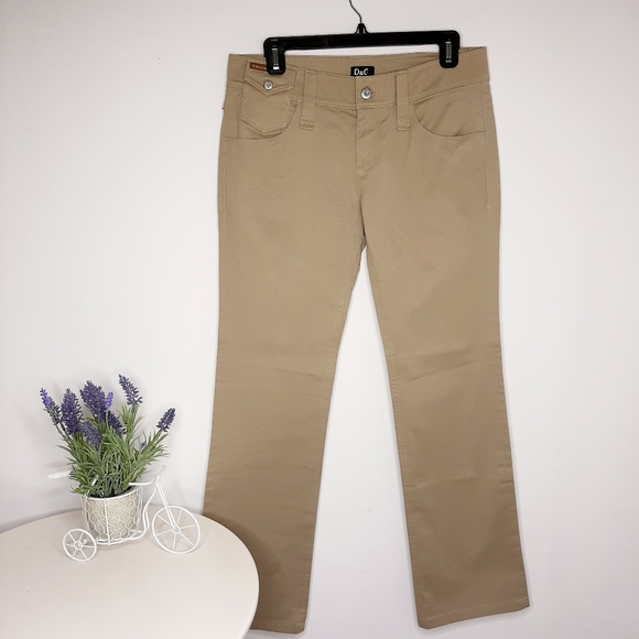 size 28 khaki pants